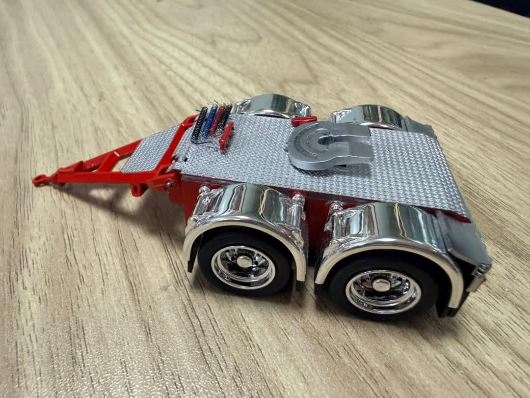 1/50 Two Axle Dolly Red  CNJ3