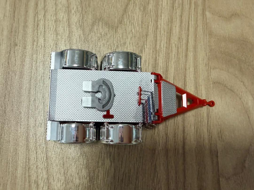 1/50 Two Axle Dolly Red  CNJ3