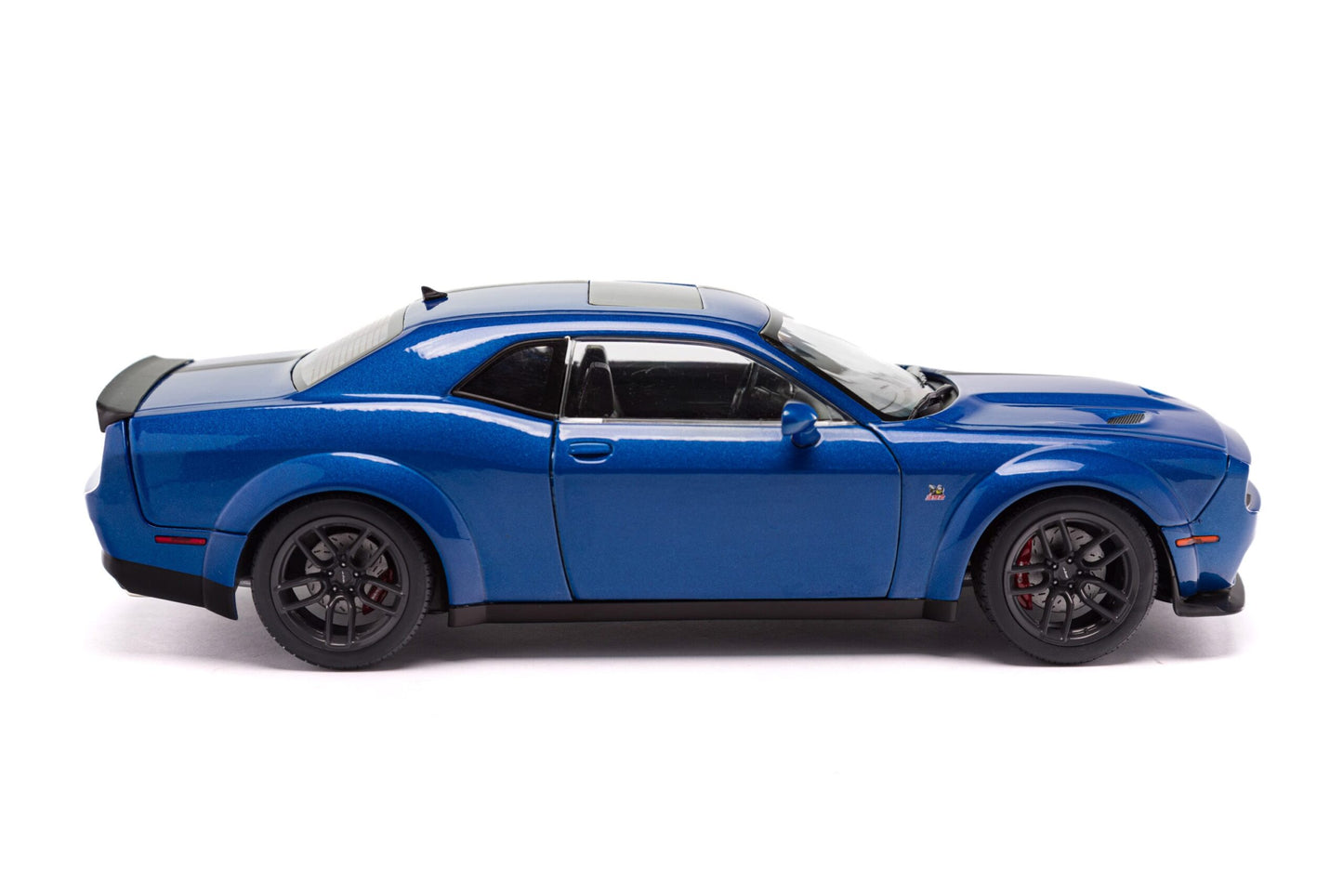 1/18 Dodge Challenger R/T Scat Pack Widebody Blue 2023