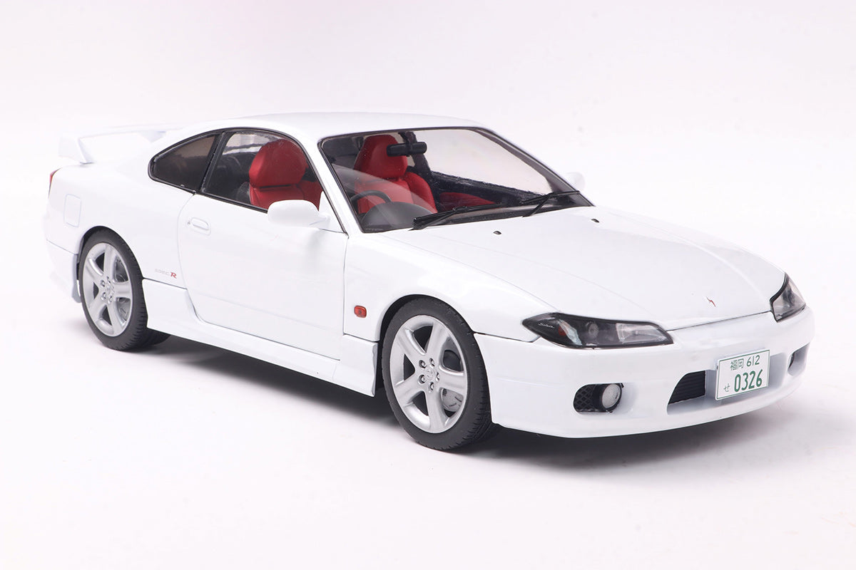 1/18 Nissan Silvia S15 Spec-R Aero 1999 Aspen White