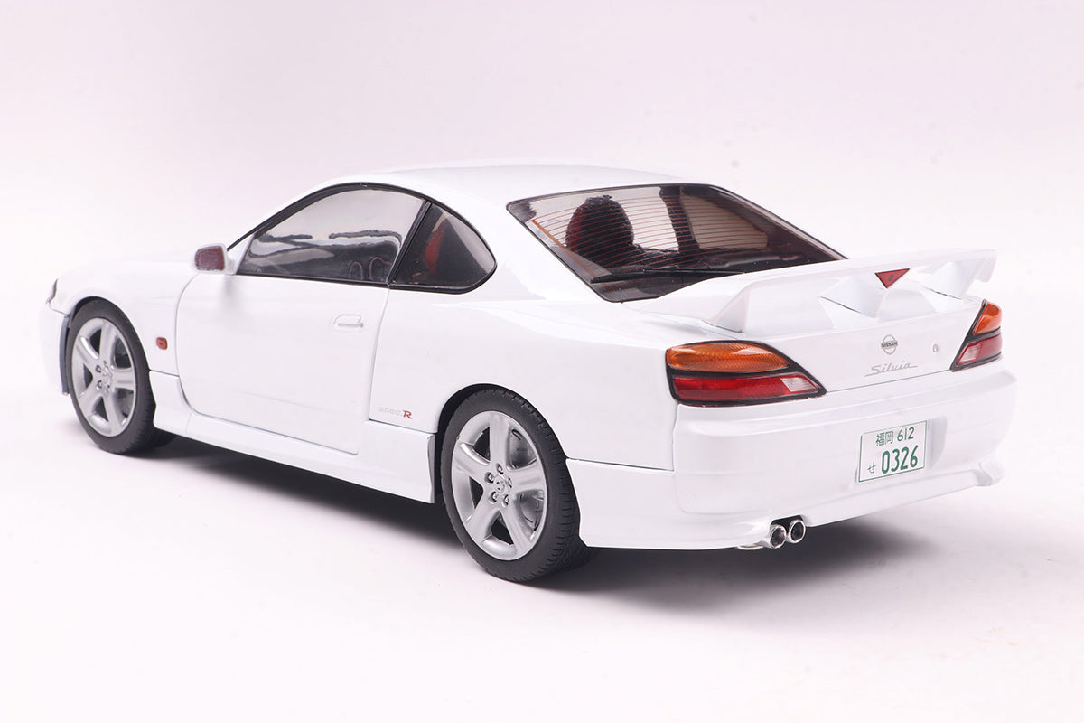 1/18 Nissan Silvia S15 Spec-R Aero 1999 Aspen White