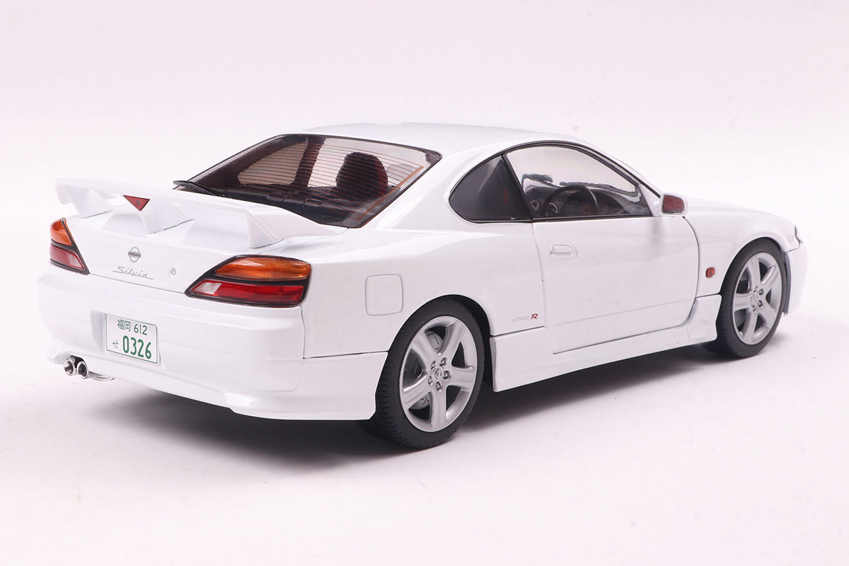 1/18 Nissan Silvia S15 Spec-R Aero 1999 Aspen White
