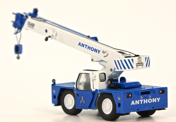 1/50 Shuttlelift 5540F Carrydeck Crane - Anthony