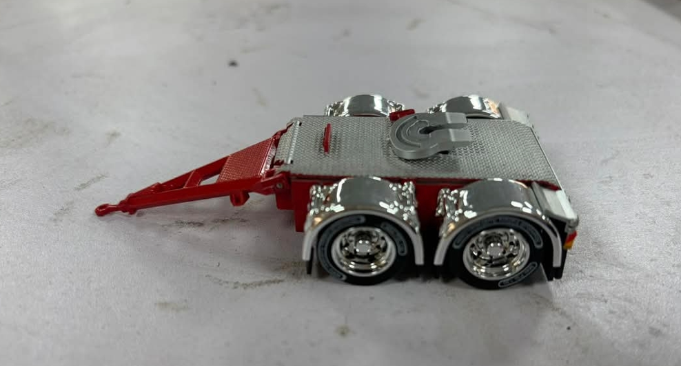 1/50 Two Axle Dolly Red  CNJ3