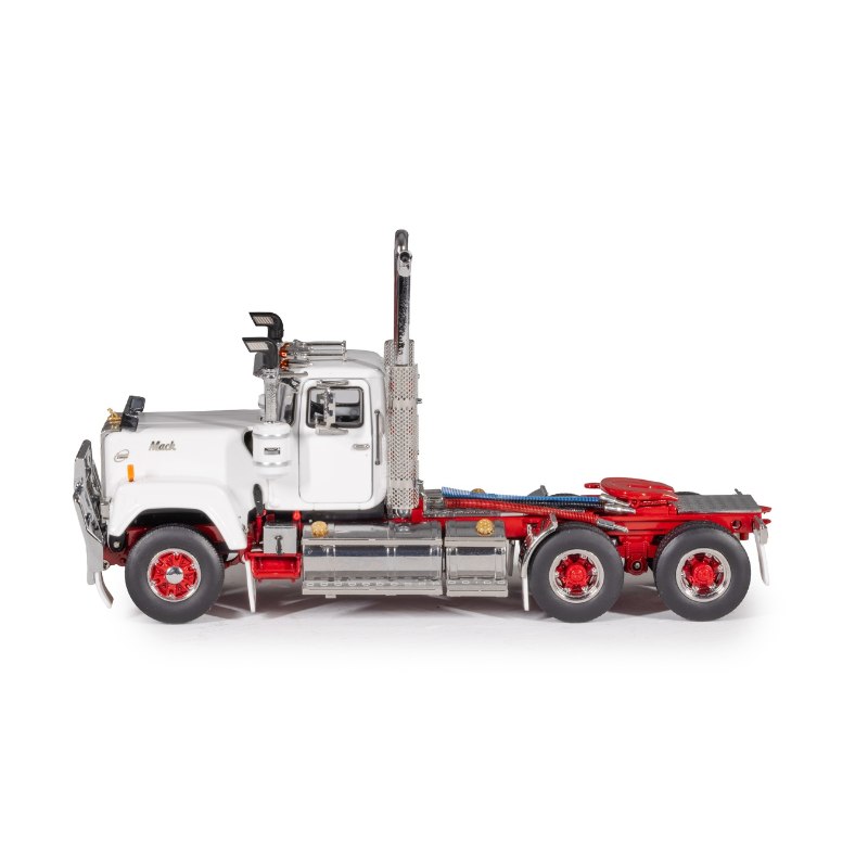White/Red Mack Day Cab Series 1  Z01681