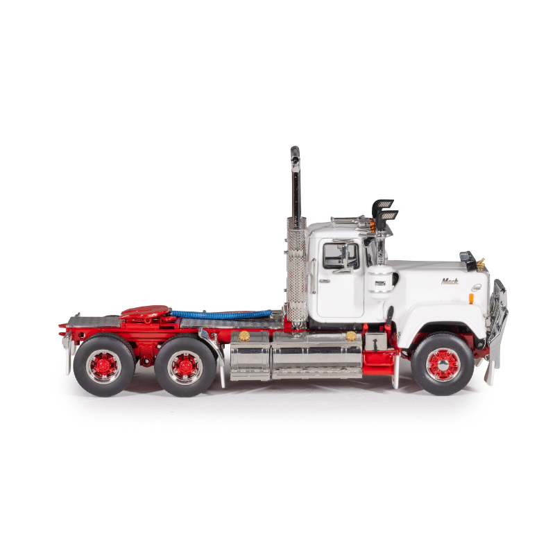 White/Red Mack Day Cab Series 1  Z01681