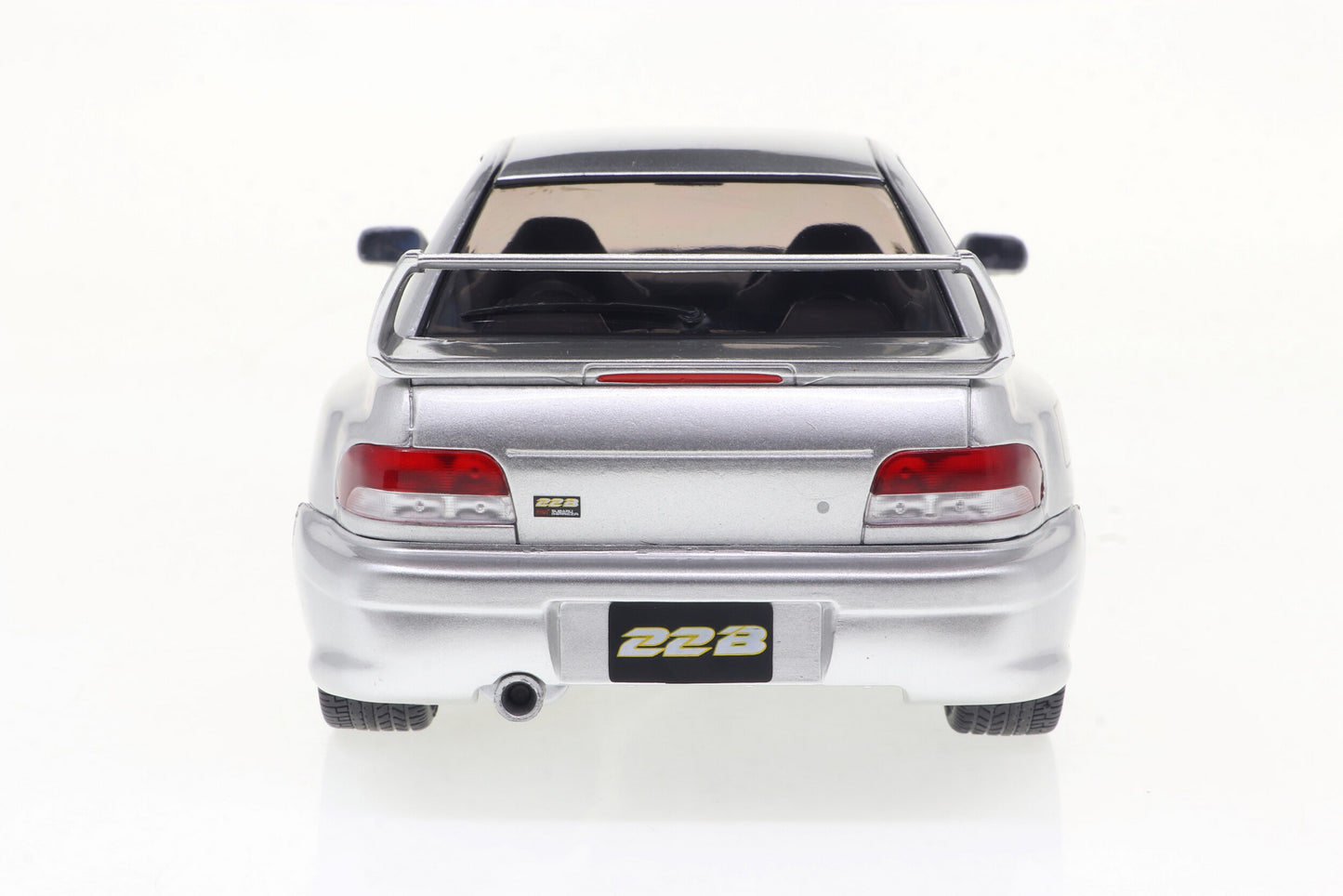 1/18 Subaru Impreza 22b 1998 Silver