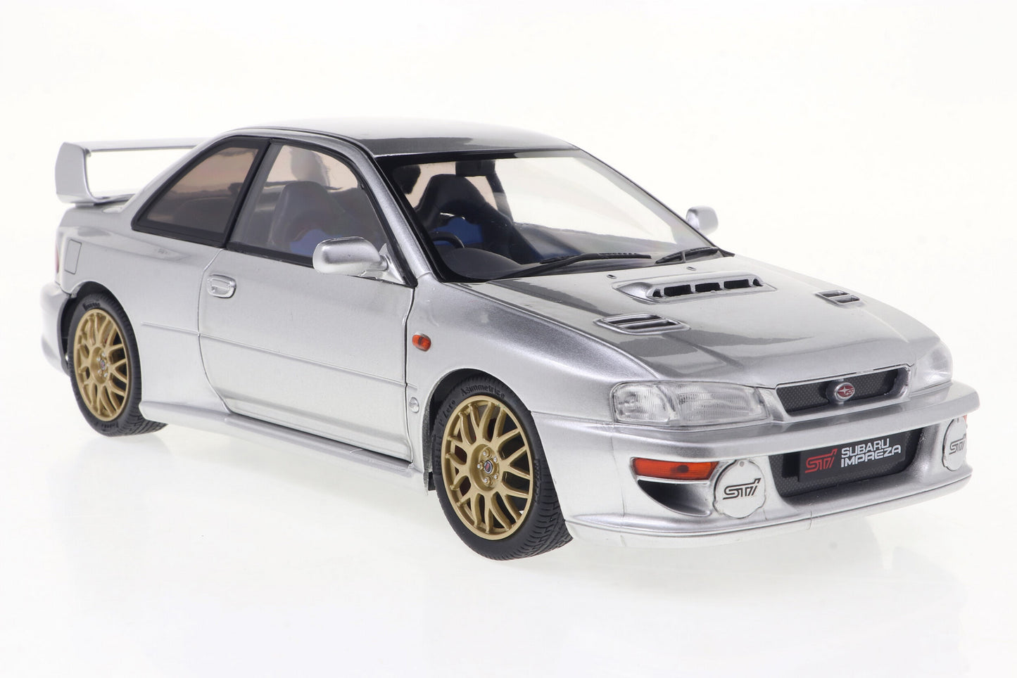 1/18 Subaru Impreza 22b 1998 Silver