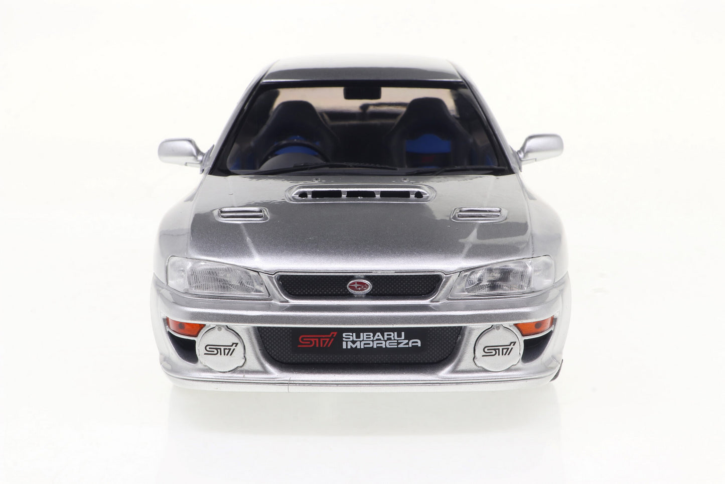 1/18 Subaru Impreza 22b 1998 Silver