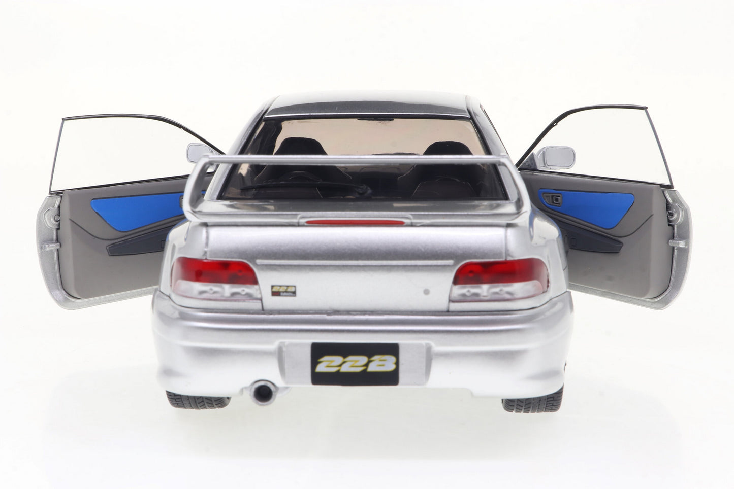 1/18 Subaru Impreza 22b 1998 Silver