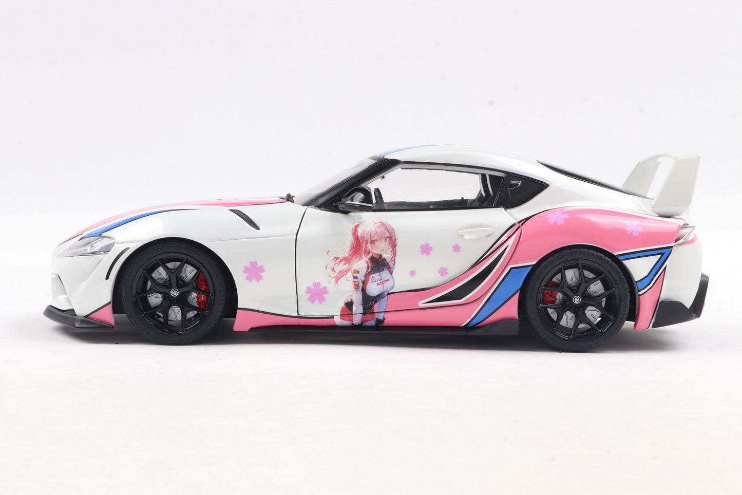 1/18 Toyota GR Supra 2024 Itasha Whiyte Solido Work
