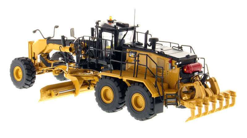 1/50 Cat 18M3 Motor Grader