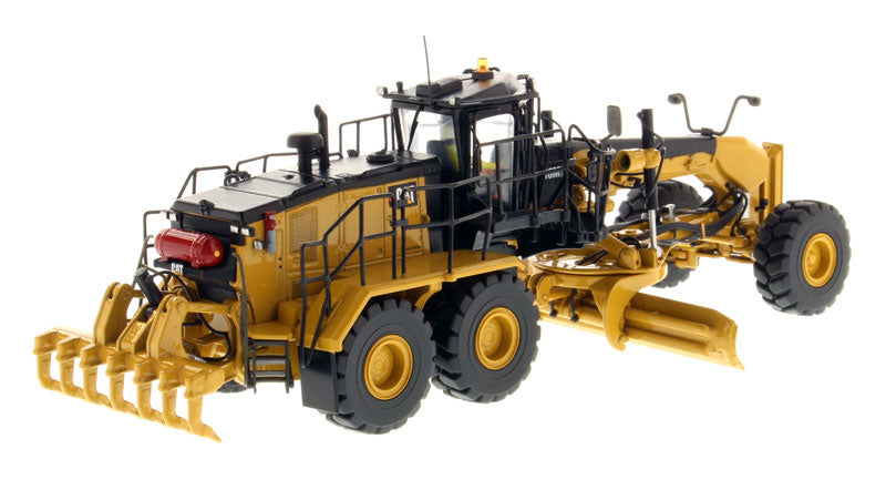 1/50 Cat 18M3 Motor Grader