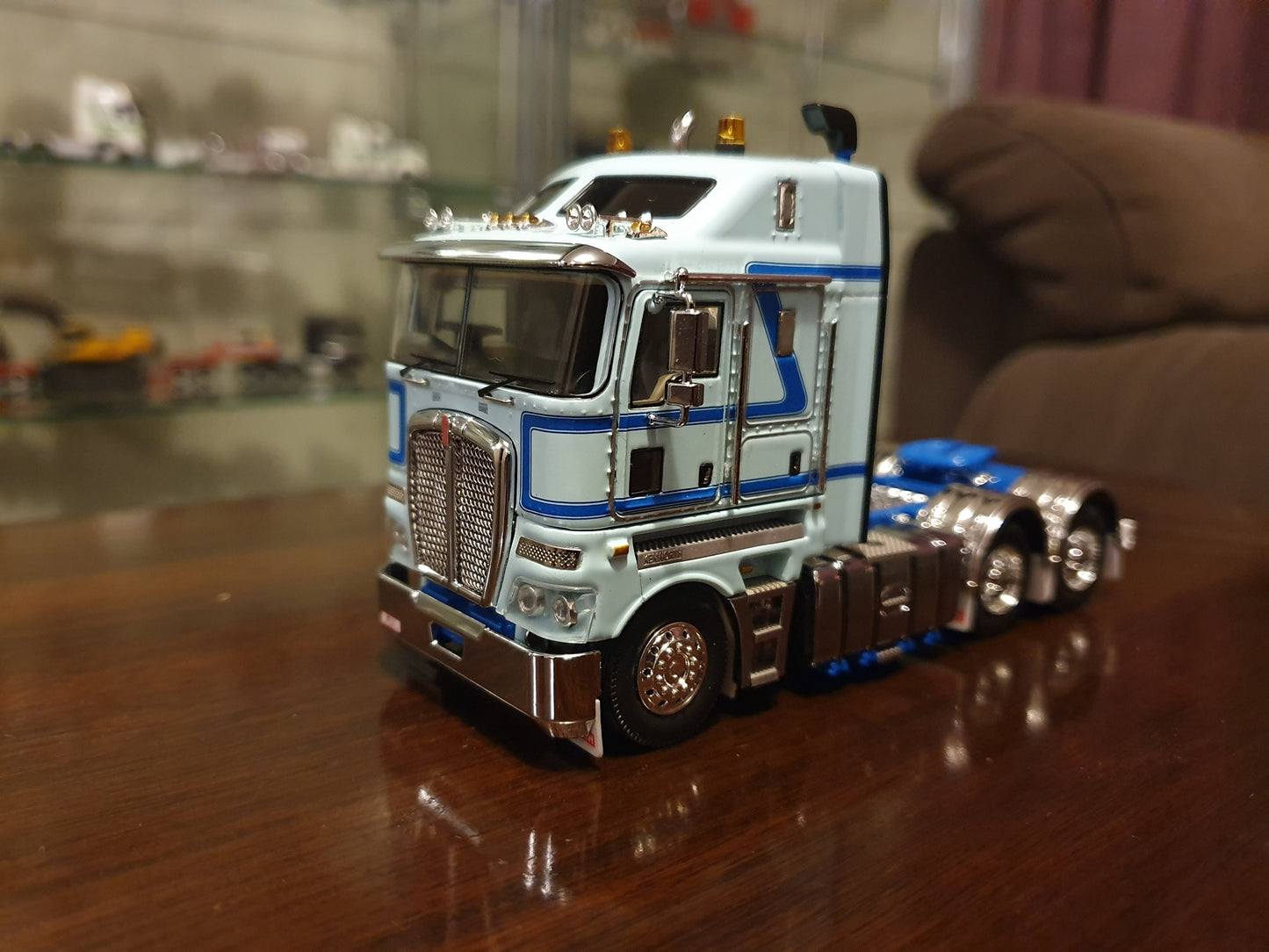1/50 Light Blue K200 2.3 cab (second hand)