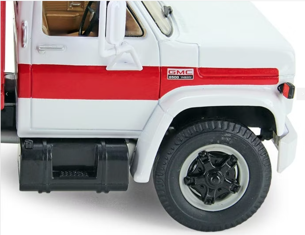 1/34 white/red 1970s GMS 6500 Stake Truck